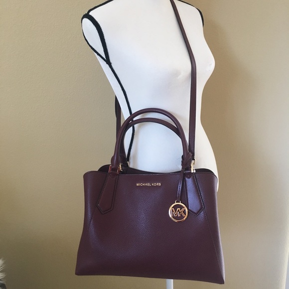 New Michael Kors Large Kimberly Satchel & wallet - Picture 7 of 8